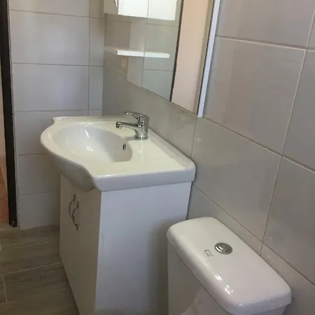 Vila Anna Golem
